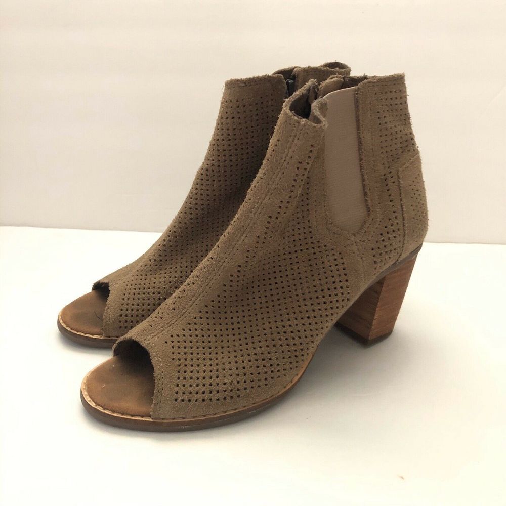 Toms Women Majorca Peep Toe Stucco Taupe Suede Perforated Zip Ankle Boot 6.5